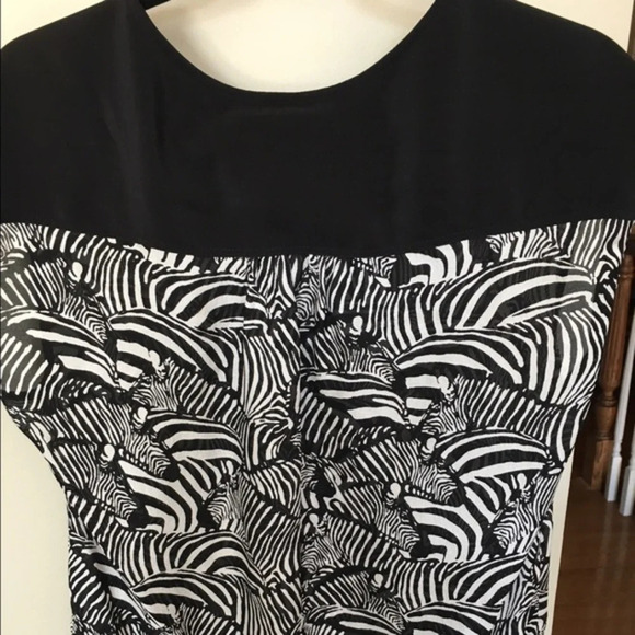 {Trina Turk} Gorgeous Zebra Print Tunic - Picture 7 of 8